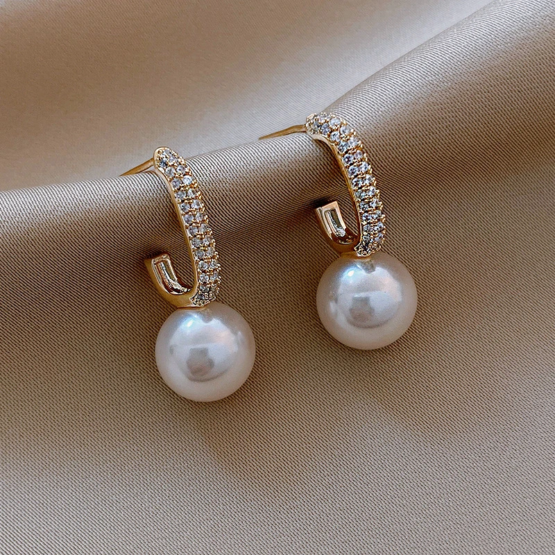 2021 New Arrival Korean Classic Simulated-pearl Earrings For Women Fashion Luxury Water Drop Crystal Pendant Jewelry