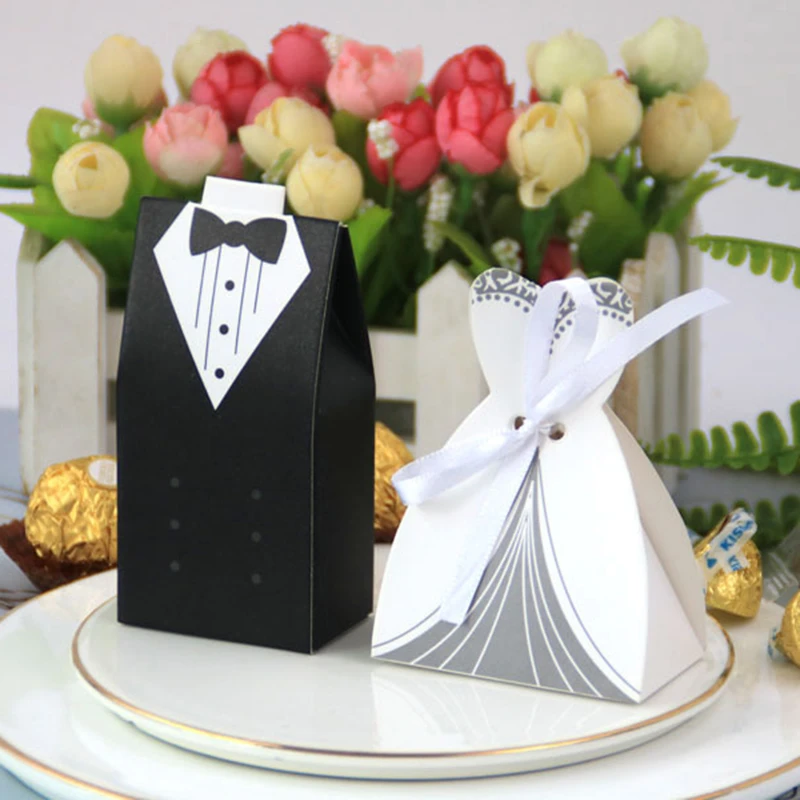 50/100pcs Laser Cut Candy Boxes Bags Bridal Groom Gift Cases Tuxedo Dress Gown Candy Box Wedding Favors And Gifts With Ribbon