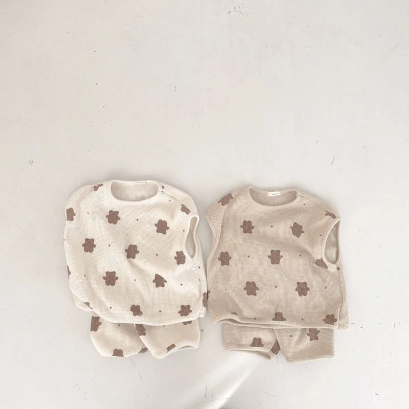 MILANCEL 2021 Summer Baby Suit Cute Bear Print Infant Set Sleeveless Tees and Knee Length Shorts 2Pcs Casual Toddler Clothes