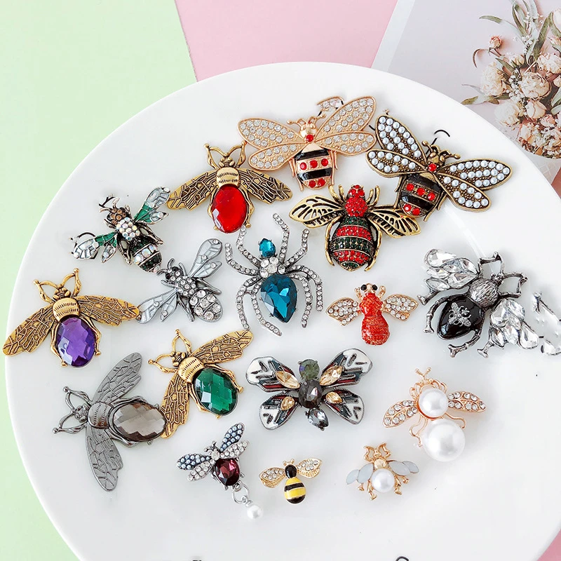 5Pcs/Set Insect Brooch Buttons, Elegant Little Bee Crystal Rhinestone Buttons, Gifts For Girls, Flat Sewing Decoration