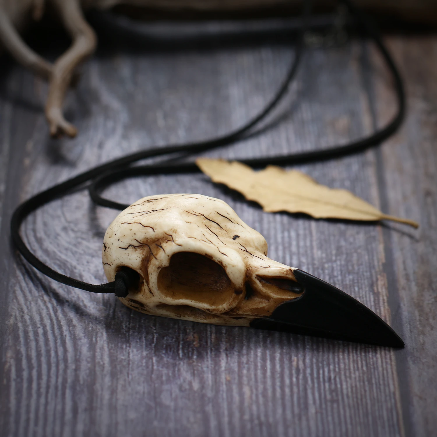 Beige Antique Large Crow Skull Pendant Necklace Cast Resin Replica 3.5