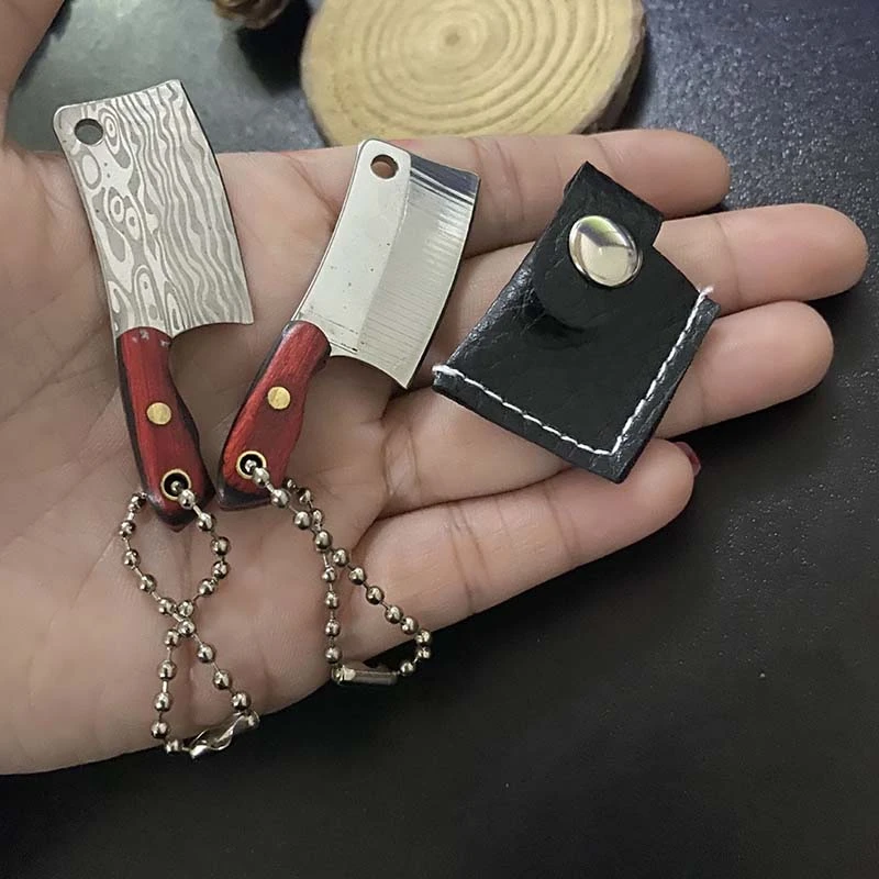 Mini Fold Knife Keychain Stainless Steel Portable Household Fruit Knife Tools Camping Hiking Outdoor Knife Key Pendant