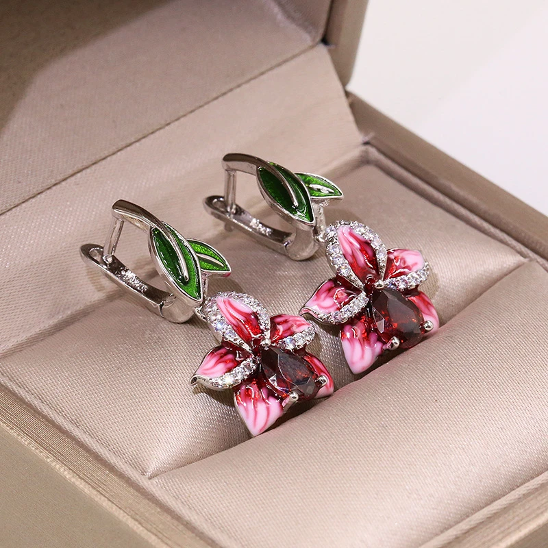 Classic New Flower Red Zircon Earrings Ladies Hypoallergenic Jewelry Leaf Flower Creative Earrings Handmade Enamel Jewelry