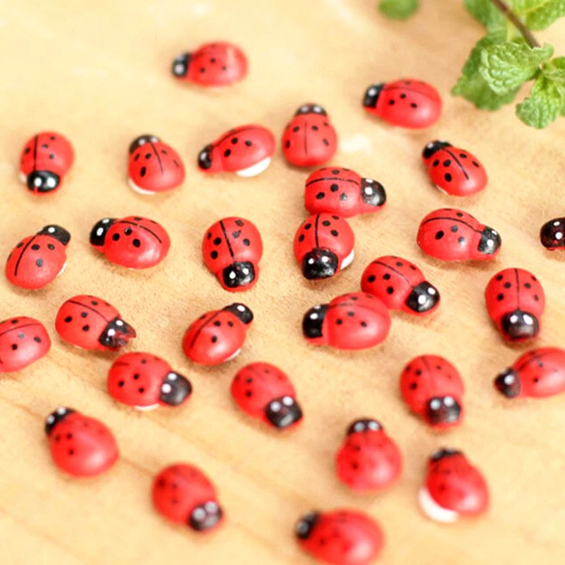 Cute Miniature Wooden Craft Garden Red Mix Color Artificial Micro Landscape Ladybug Buttons Fridge Scrapbooking DIY Kids Deco