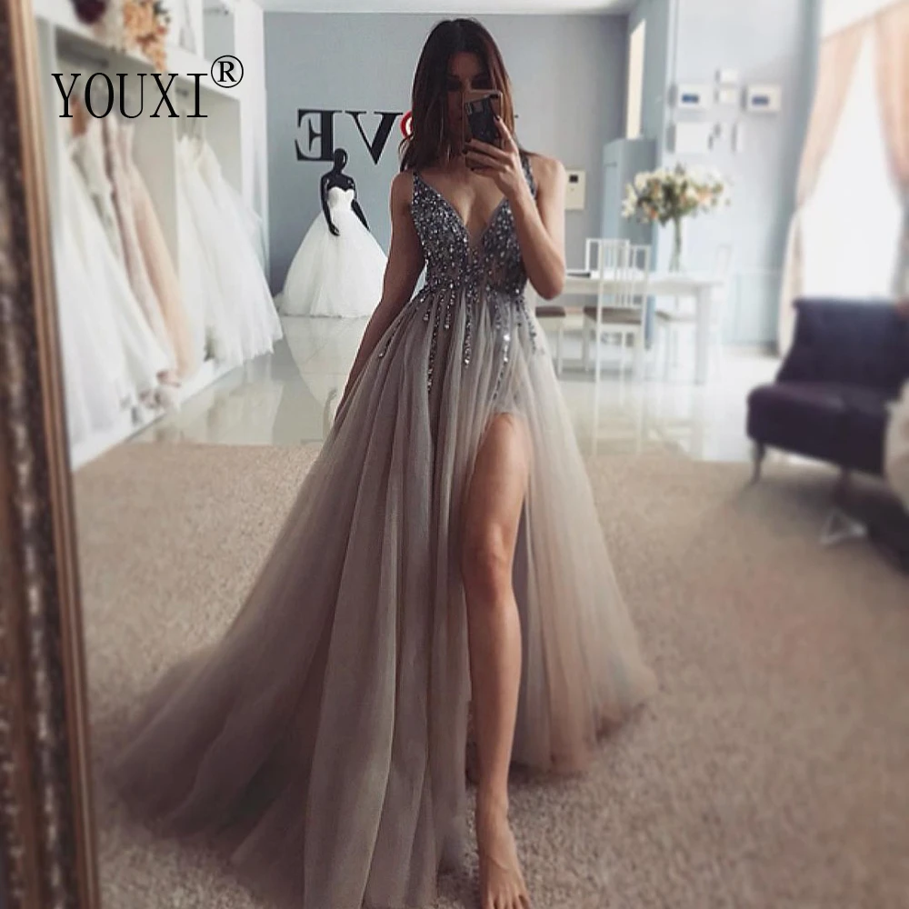 Beading Prom Dresses Long 2021 V Neck Light Gray High Split Tulle Sweep Train Sleeveless Evening Gown A-Line Backless Vestido De