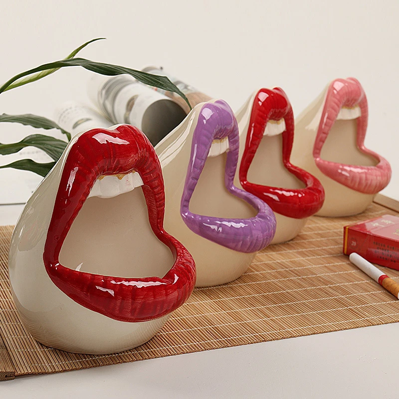 Creative Ceramic Crafts Red Lips Woman Ash Tray Home Decoration Ornaments Portable Anti Scald Living Room Cigar Ashtray