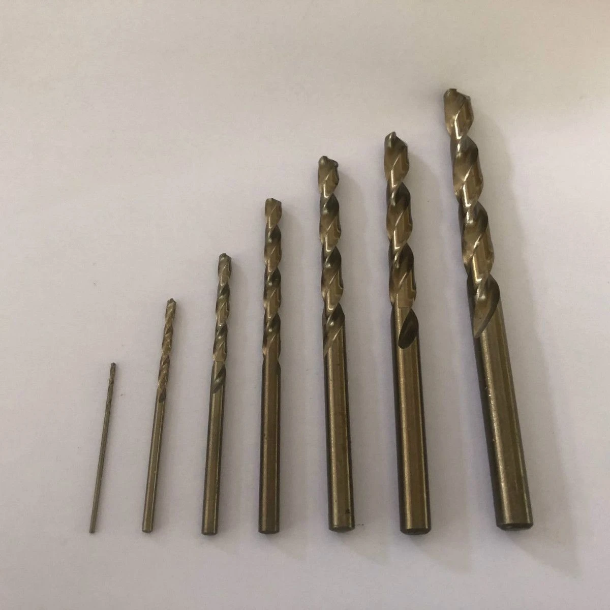 4 4.0 4.1 4.2 4.3 4.4 4.5 4.6 4.7 4.8 4.9 5.0mm HSS-CO M35 Cobalt Steel Straight Shank Twist Drill Bits For Stainless Steel