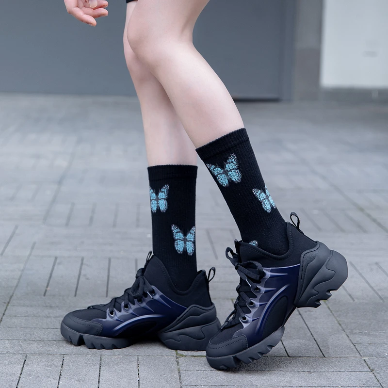 New Fashion Butterfly Pattern Socks Purple Female Ins Korean Style Women Cotton Socks Streetwear Harajuku Hip-Hop Crew Socks