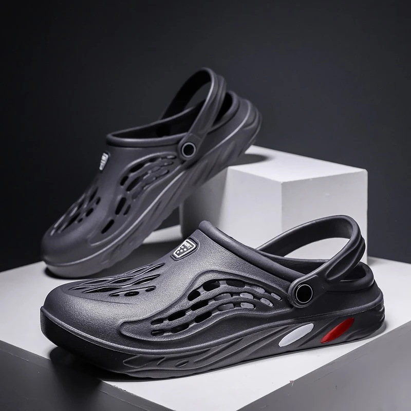 2020 Men Sandals Clogs Slides Hole Shoes Rubber Clogs For Men EVA Unisex Garden Shoes Black Clogs Adulto Cholas Zapatos Hombre