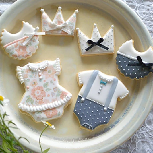 Star Moon Baby Cloth Shape Fondant Cake Mold Biscuit Cookie Cutters Stamp Mold Sugarcraft Cake Decorating Tools Baking Mould