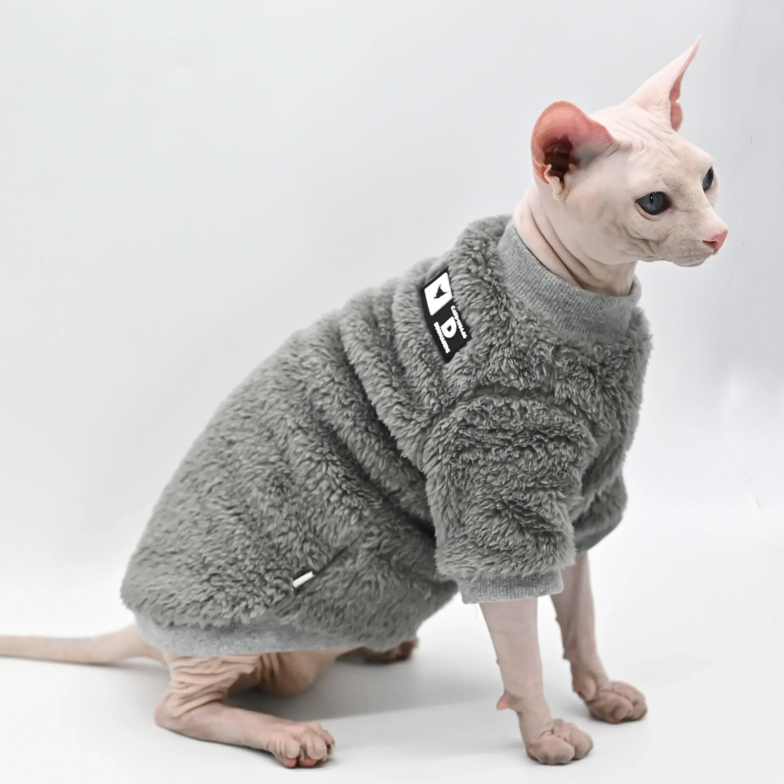 DUOMASUMI Winter Sweater for  Sphynx Cat Clothes Fashion Soft Cat Clothing Comfort thickened Hairless Cat Outfits