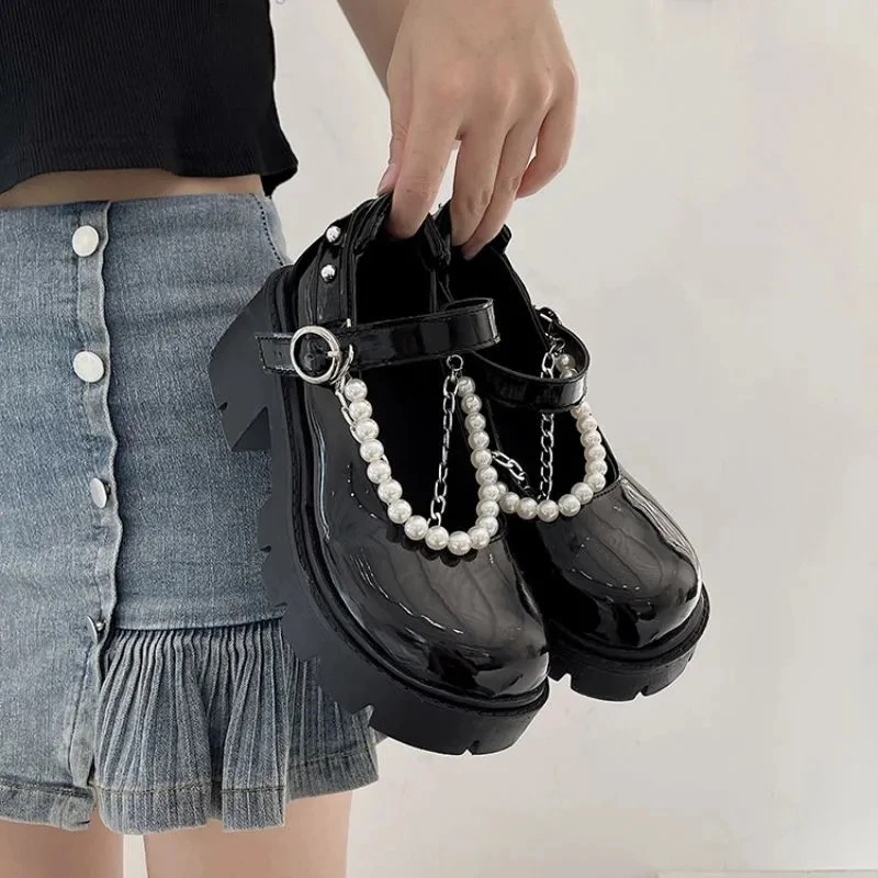 Women's Gothic Punk Chain Shoes Chunky Platform Wedges Square Toe Motorcycle Shoes Fashion Designer Black Leather Flats 2021 New