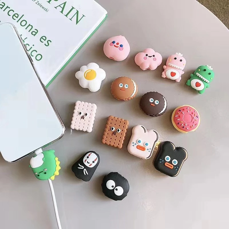 Korean Cute Cartoon Animal Cable Protector for Iphone Usb Cable Bite Chompers Holder Charger Wire Organizer Phone Accessories