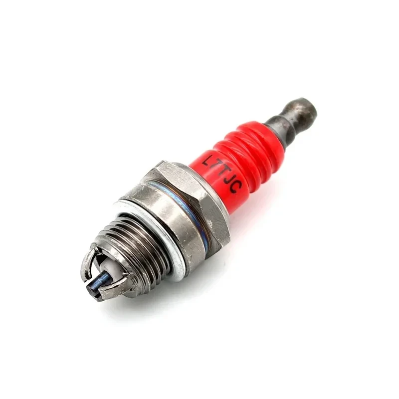 Three-sided pole spark plug L7TJC for gasoline chainsaw and brush cutter