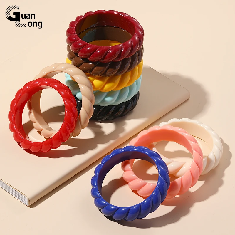 GuanLong Colorful Resin Bohemian Hand Bangles For Teen Girls Gift Spiral Acrylic Indian Bracelets Bangles With Designer Charms