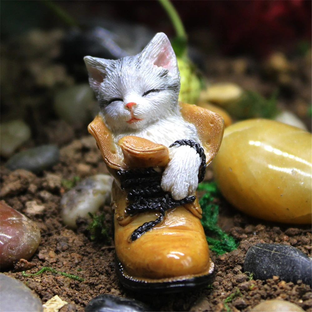 Sleeping Cat Kitten Miniature Pose Flowerpot Scene Small Animal Model Office Desk Decorative Resin Craft Home Decor