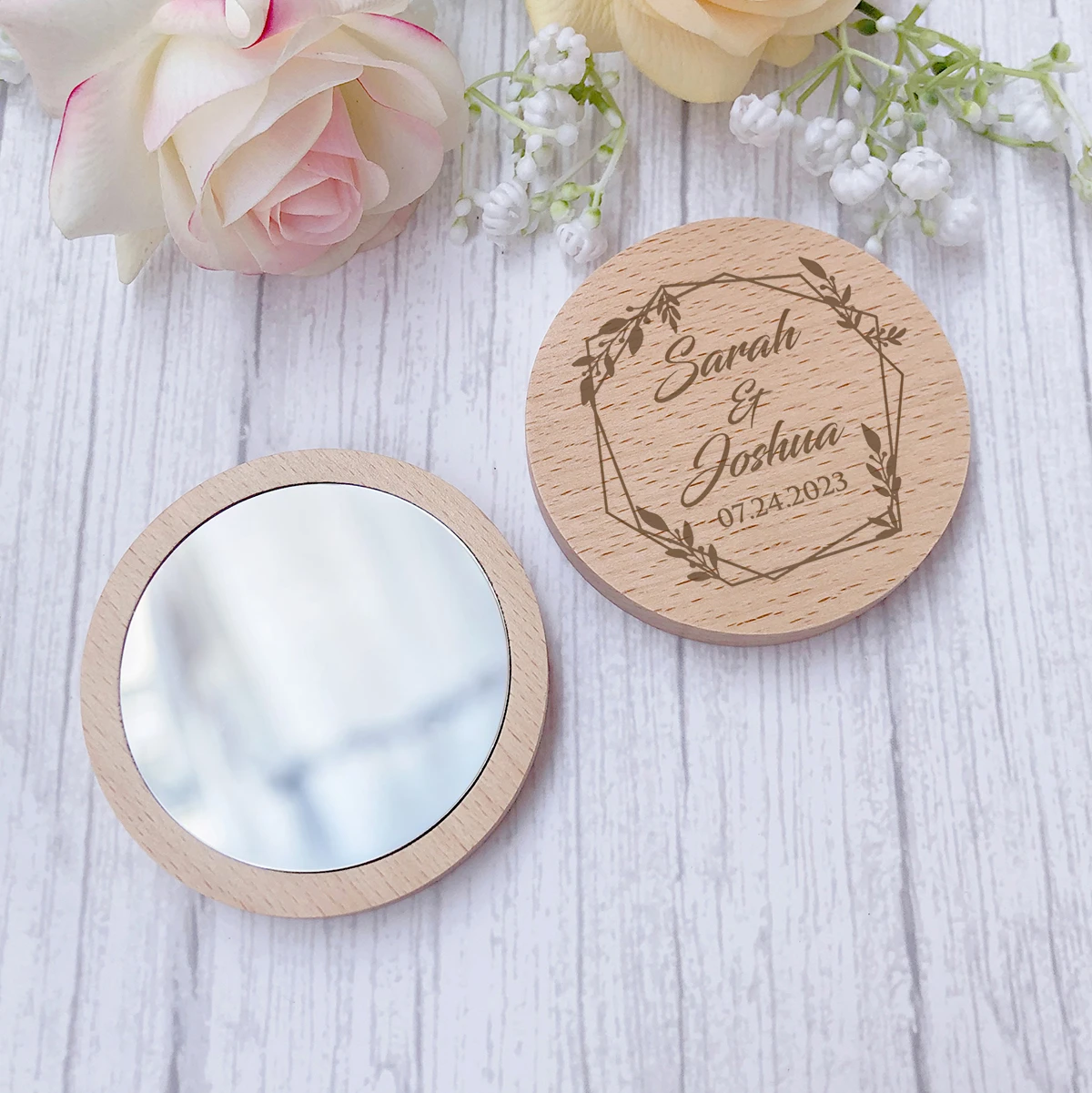 Personalized Wedding Gift Souvenir Wooden Back Pocket Mirror Bridal Shower Wedding Party Favor For Guests Purse Makeup Mirror