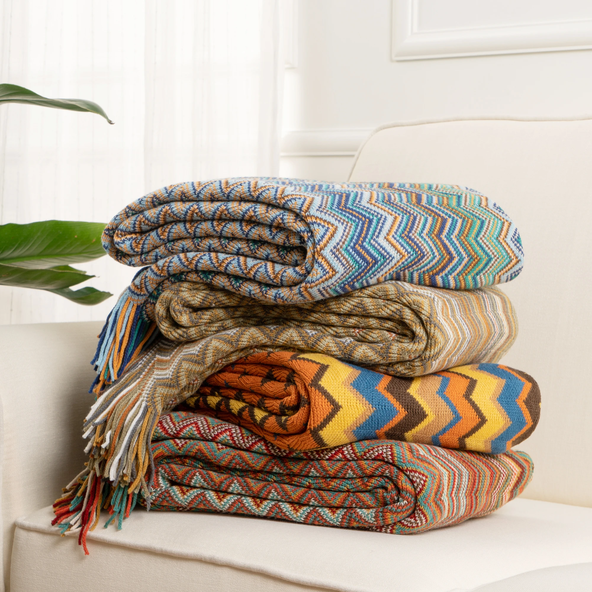 Battilo Knit Stripe Blanket Super Soft Bohemia Blanket For Bed Throw Blanket With Tassel Plush Velvet Warm Decorative Blankets