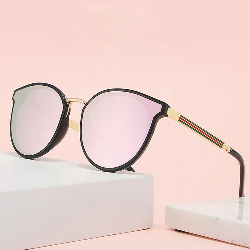 2021 Luxury Bee Fashion for Women Sunglasses Men Square Brand Design Sun Glasses Female Oculos Retro Male Iron