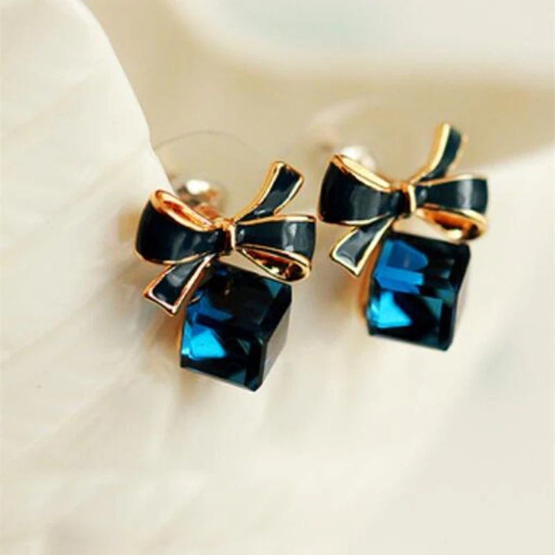 2021 New Jewelry Fashion Gold Color Bowknot Cube Crystal Earring Square Bow Earrings For Women Pretty Gift