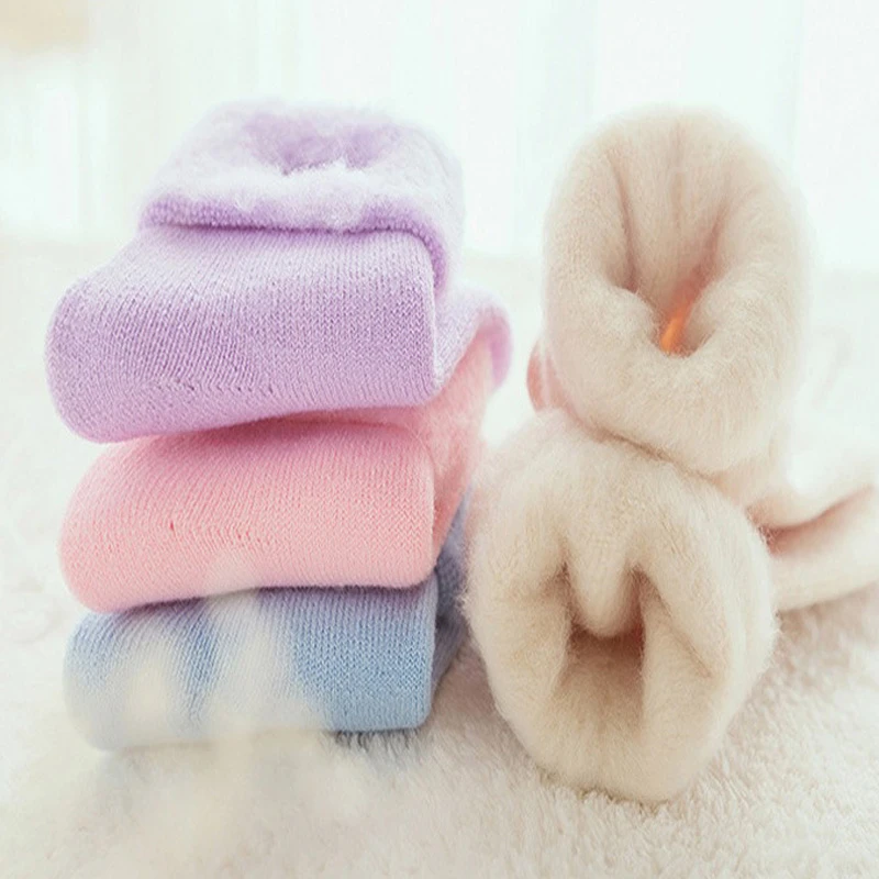 Women Thicken Winter Warm Socks Cute Soft Fluffy Fuzzy Snow Sock Cotton Cashmere Black White Floor Sleep Thermal Socks Female