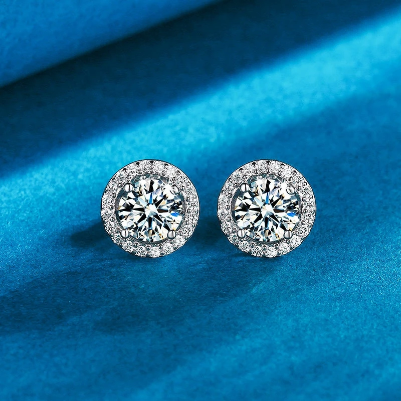 Classic Sliver Color Hearts & Arrows cut 0.75 carat AAA+ Cubic Zirconia Stud Earring Wedding Earrings for Women E836