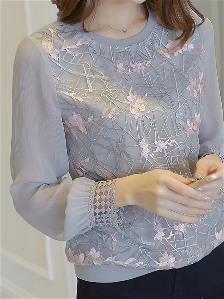 Women Long Sleeve Shirt Women New Floral Embroidery O Neck Lace Chiffon Blouses Blusa Ladies Casual Shirt Tops DF2289