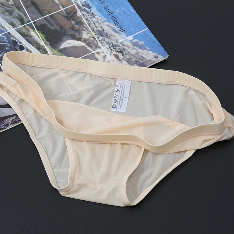 New Men's Ice Silk Panties Ultra-thin Silky Breathable Translucent Low Waist Briefs Comfortable Cool Underwear Male