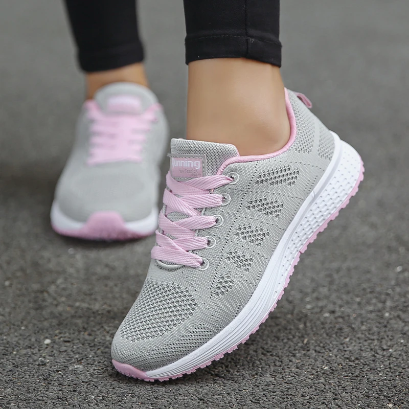 Fashion Tennis Shoes for Women Trainers Shoes Casual Flats Female Light Breathable Sports Women Sneakers 2021 Girls Big Size