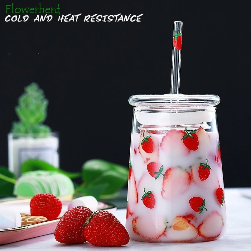 Large Capacity Water Bottle with Straw Cute Water Bottle Glass Strawberry Heat-resistant Cup with Lid Glass Bottle Drinkware