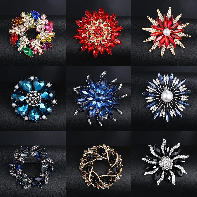 New Fashion Big Flower Crystal Brooch For Women Fashion Brooch Pin Bouquet Rhinestone Brooches And Pins Scarf Clip Jewelry Gifts