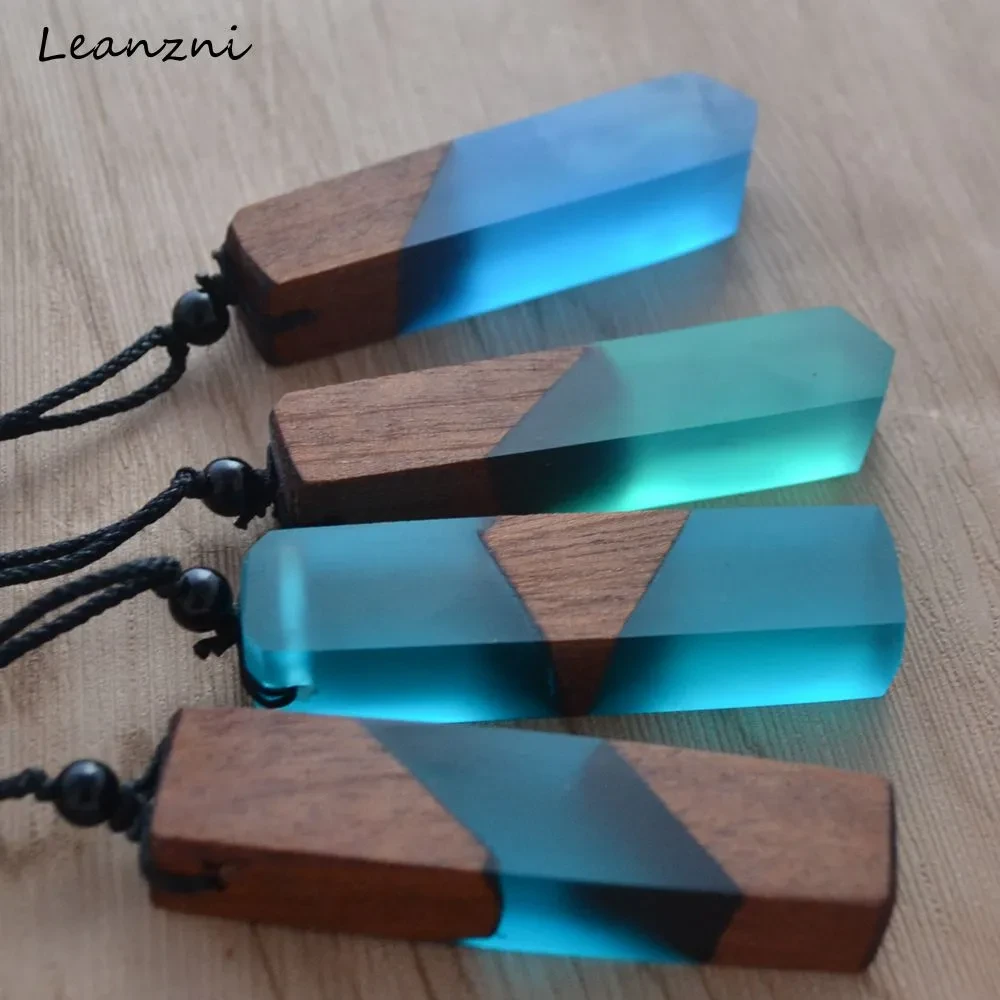 Leanzni Vintage Men'Woman s Fashionable Wood Resin Necklace Pendant, Woven Rope Chain, Hot - Selling Jewelry Gifts
